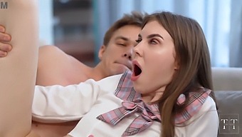 终极梦想:在动画女孩体内射精