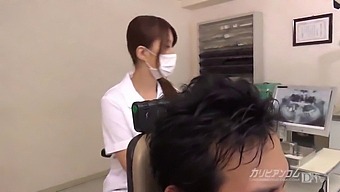 日本牙医检查大自然的巨乳