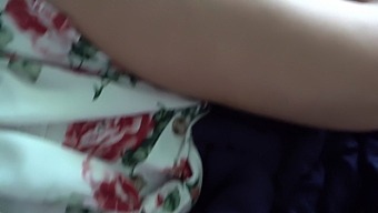 继母brianna Beach有一对大自然奶子,她是个熟女,她也很独身,需要被操。